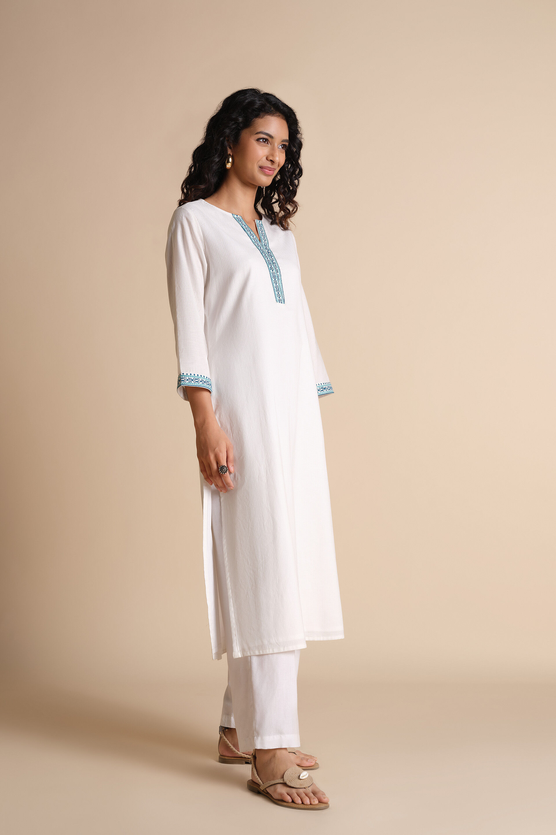Raahat Kurta, White, image 2
